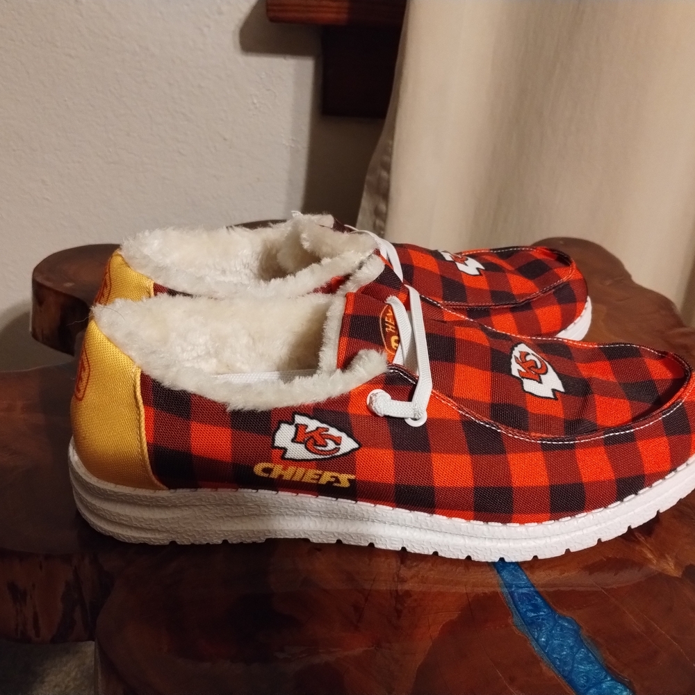 Kansas City Chiefs Slip Shoes Sz 9.5